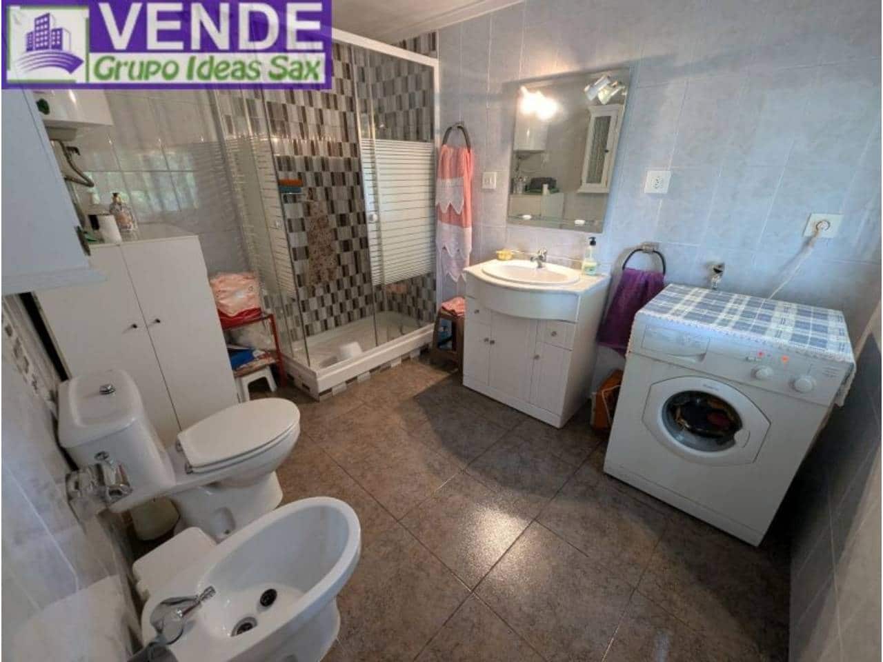 2 sypialnia Finka/Dom wiejski na sprzedaż w Sax z garażem - 119 995 € (Ref: 9912381)