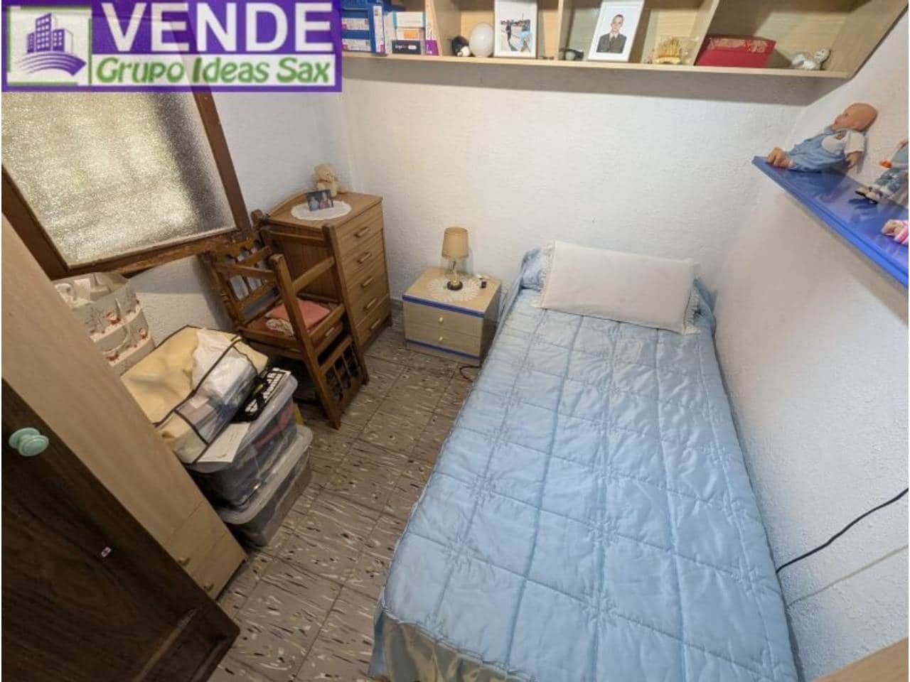2 sypialnia Finka/Dom wiejski na sprzedaż w Sax z garażem - 119 995 € (Ref: 9912381)
