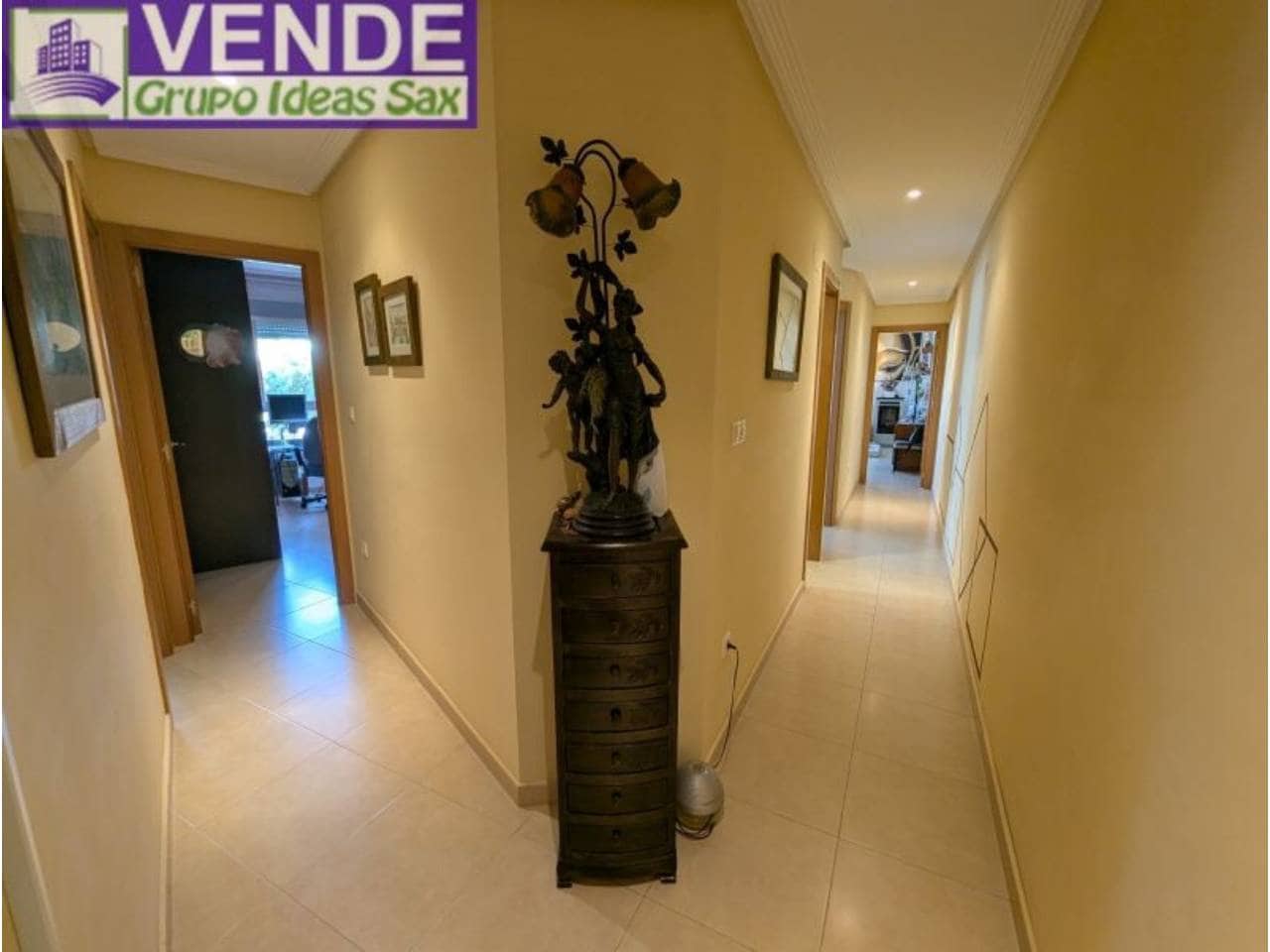 3 bedroom Flat for sale in Sax with pool garage - € 125,000 (Ref: 9926609)