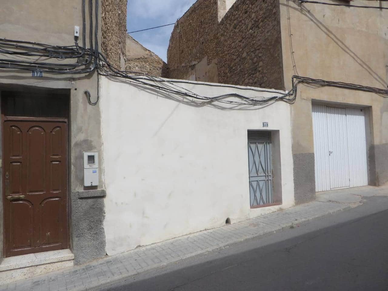 3 bedroom Townhouse for sale in Sax - € 80,000 (Ref: 9928631)