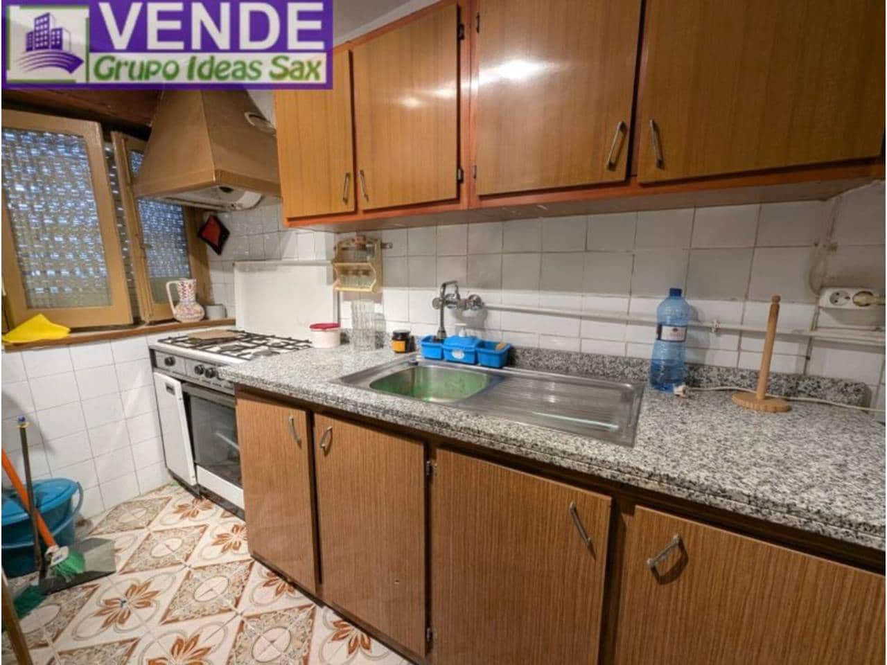 3 bedroom Townhouse for sale in Sax - € 80,000 (Ref: 9928631)