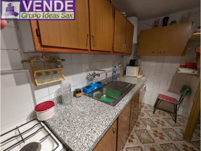 3 soveværelse Byhus til salg i Sax - € 80.000 (Ref: 9928631)