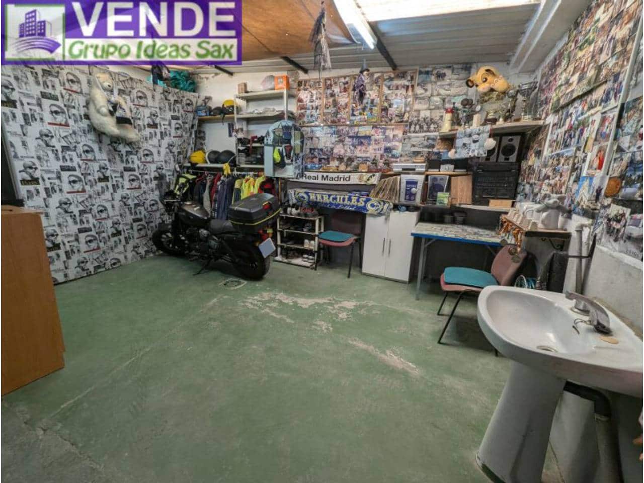4 slaapkamer Rijtjeshuis te koop in Onil met garage - € 148.000 (Ref: 9945012)