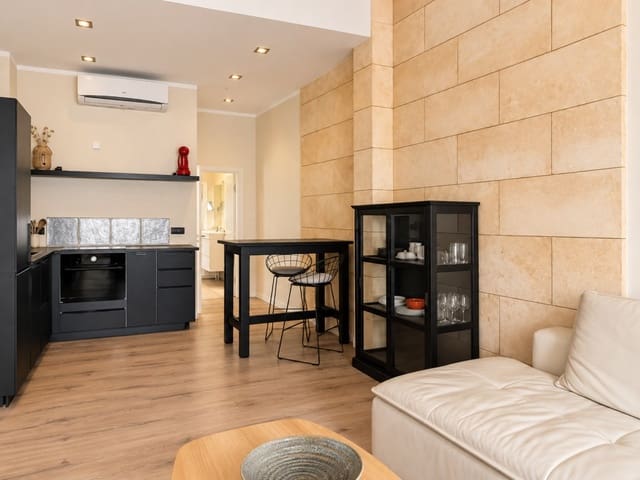 2 soveværelse Lejlighed til leje i Sant Nicolau, Palma de Mallorca - € 1.600 (Ref: 10158557)