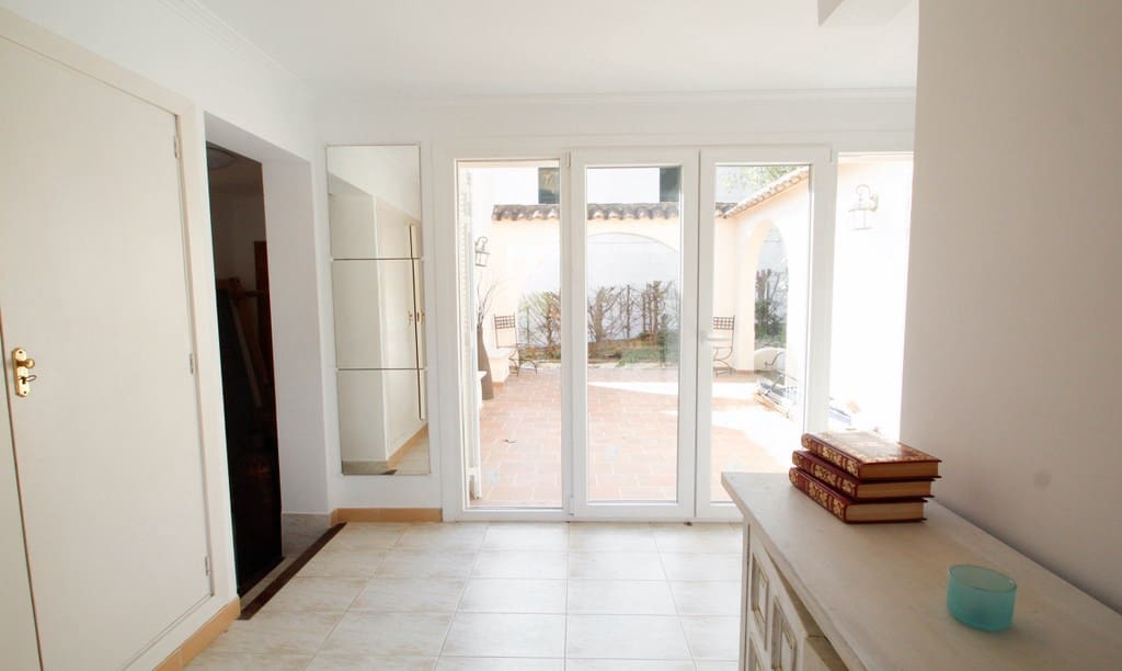 3 quarto Moradia para venda em Esporles - 750 000 € (Ref: 3877090)