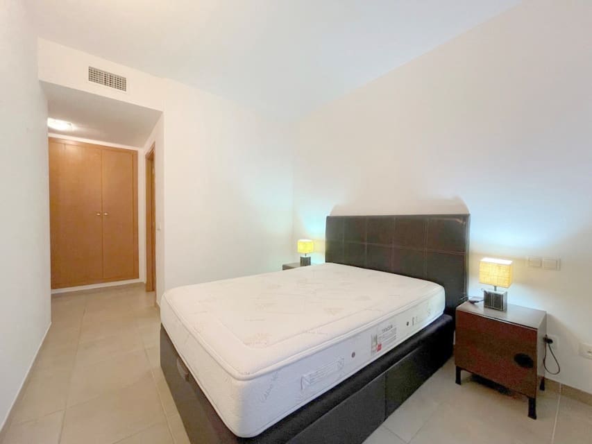 3 slaapkamer Appartement te huur in Palma de Mallorca - € 1.450 (Ref: 4570539)