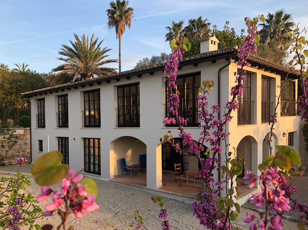 4 bedroom Villa for sale in Alcudia with pool garage - € 2,495,000 (Ref: 4579219)