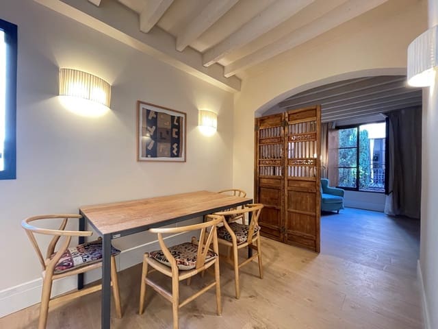 2 bedroom Apartment for rent in Cort, Palma de Mallorca with garage - € 3,000 (Ref: 5659872)