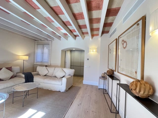 Apartamento de 2 habitaciones en Cort, Palma de Mallorca en alquiler con garaje - 2.750 € (Ref: 5659872)