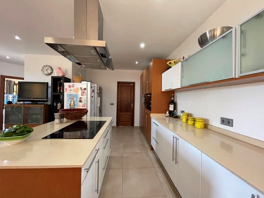 5 soveværelse Villa til salg i Peguera / Paguera med swimmingpool garage - € 1.980.000 (Ref: 6329078)