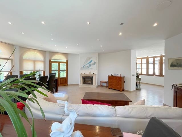 5 chambre Villa/Maison à vendre à Peguera / Paguera, Calvià avec piscine garage - 1 980 000 € (Ref: 6329078)