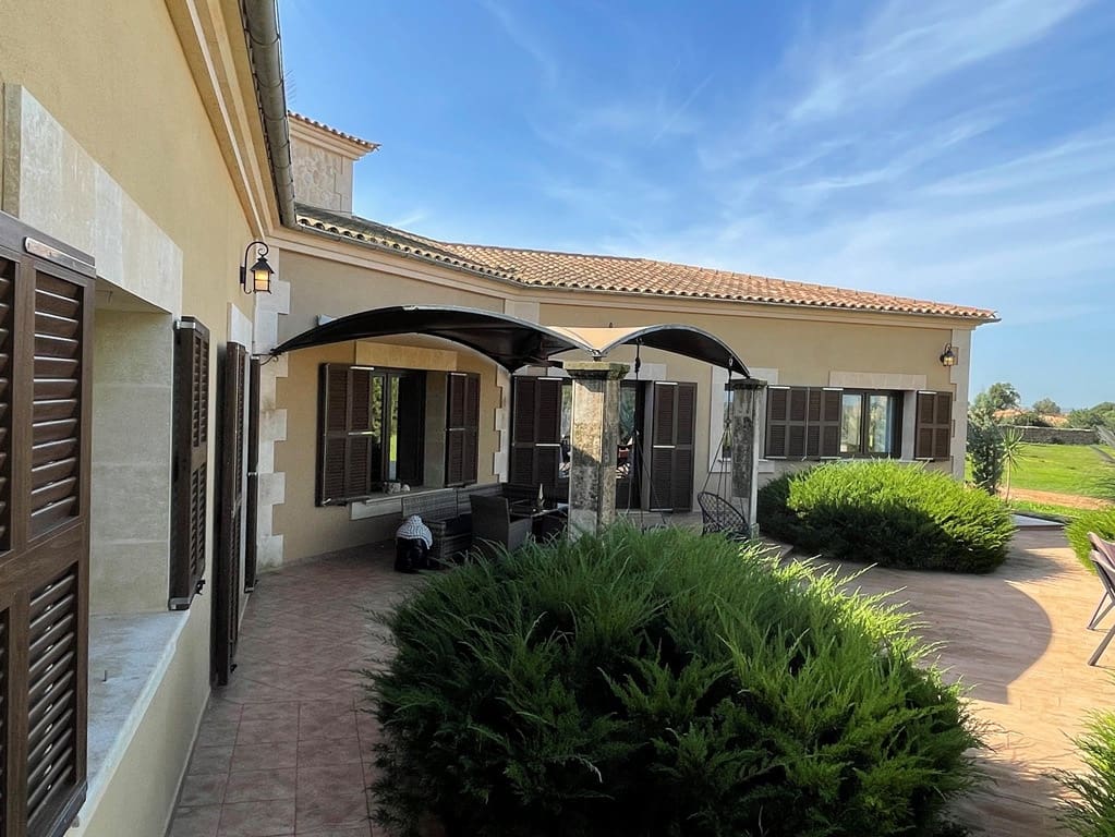 3 soveværelse Villa til salg i Colonia de Sant Jordi med swimmingpool garage - € 2.100.000 (Ref: 7183643)