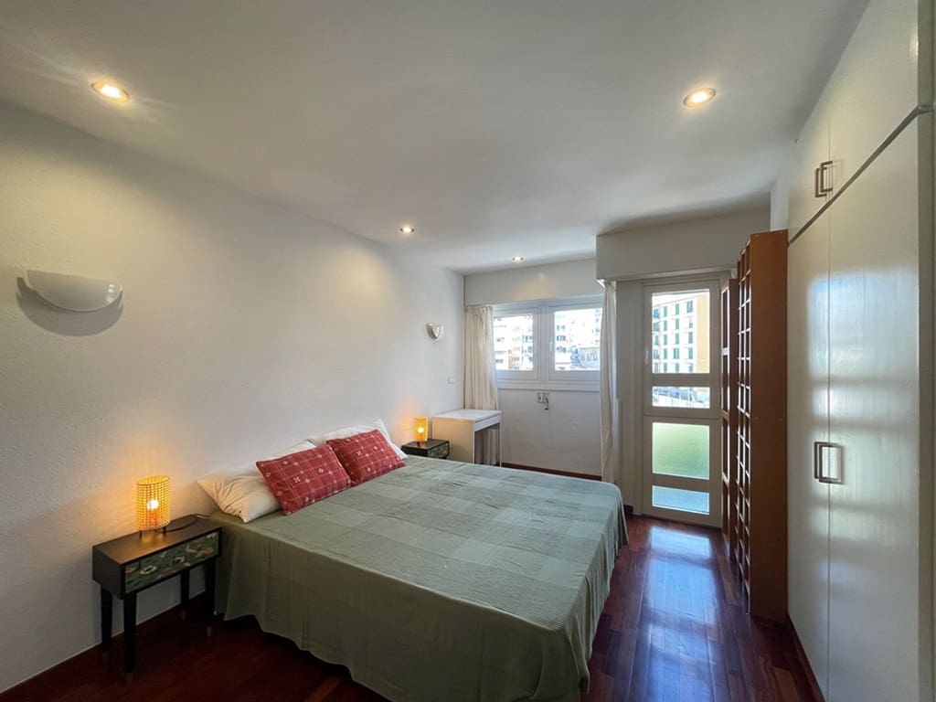 4 sovrum Lägenhet att hyra i Palma de Mallorca - 2 200 € (Ref: 7302254)