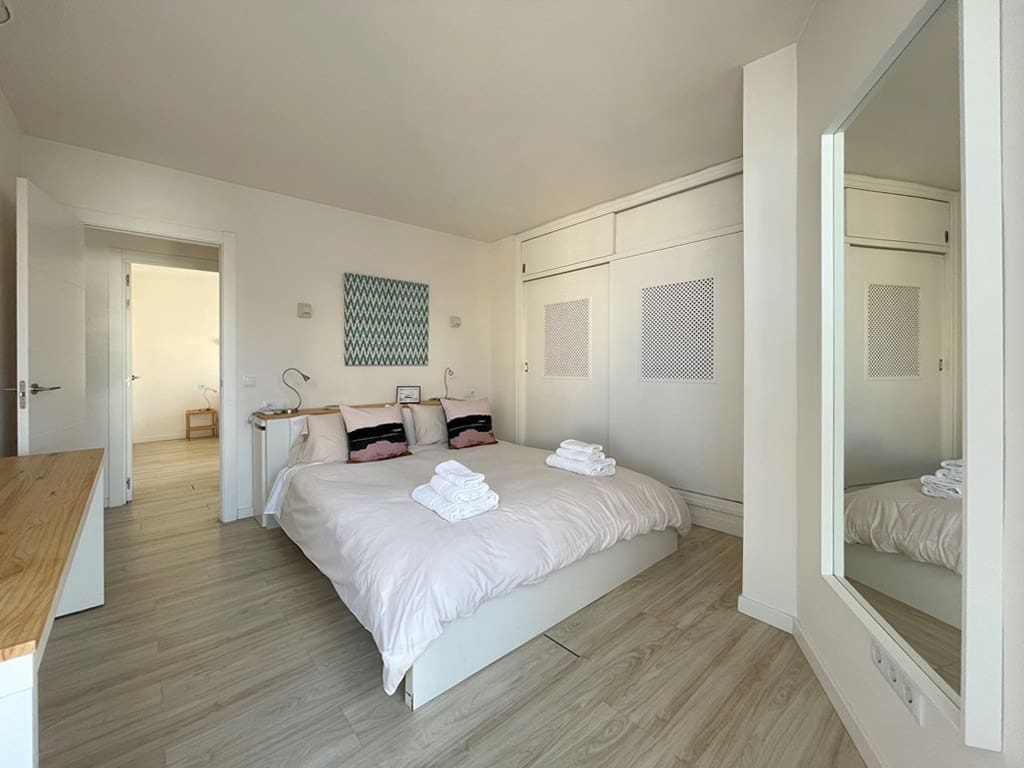 2 bedroom Apartment for rent in Palma de Mallorca - € 1,600 (Ref: 7338229)