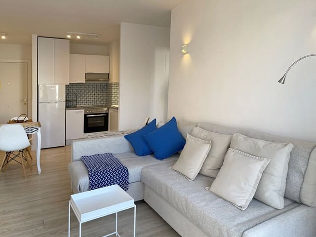 Appartement de 2 chambres à louer à Son Armadans, Palma de Mallorca - 1 600 € (Ref: 7338229)