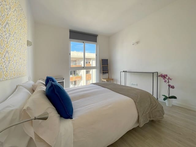 Appartement de 2 chambres à louer à Son Armadans, Palma de Mallorca - 1 600 € (Ref: 7338229)