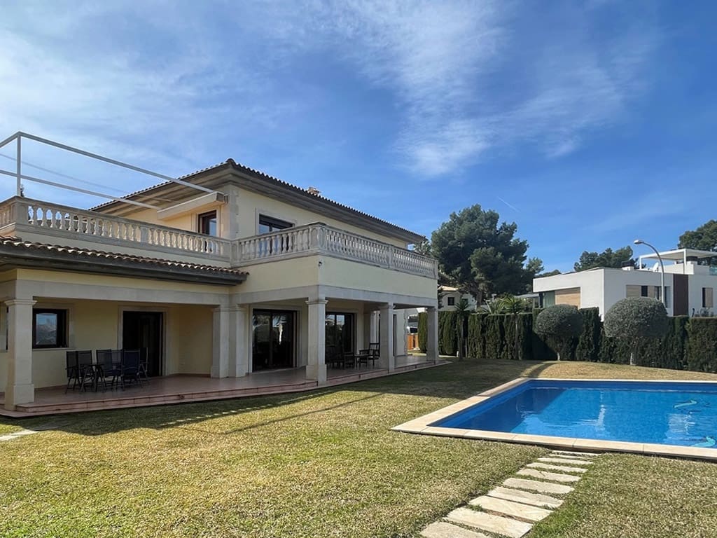 4 soverom Villa til salgs i Santa Ponsa med svømmebasseng garasje - € 2 800 000 (Ref: 7404388)