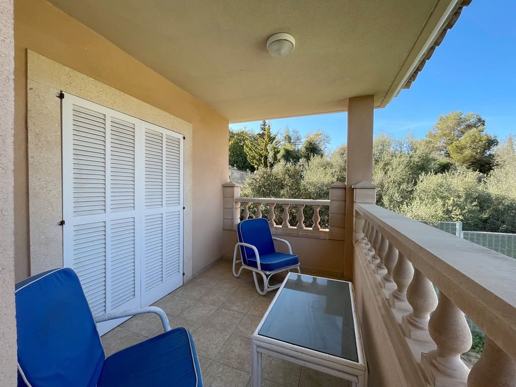 4 soveværelse Villa til salg i Cala Mayor med garage - € 1.055.000 (Ref: 7472307)