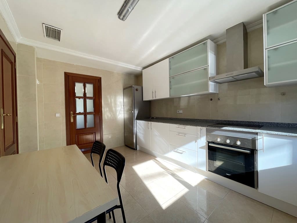 4 soveværelse Villa til salg i Cala Mayor med garage - € 1.055.000 (Ref: 7472307)