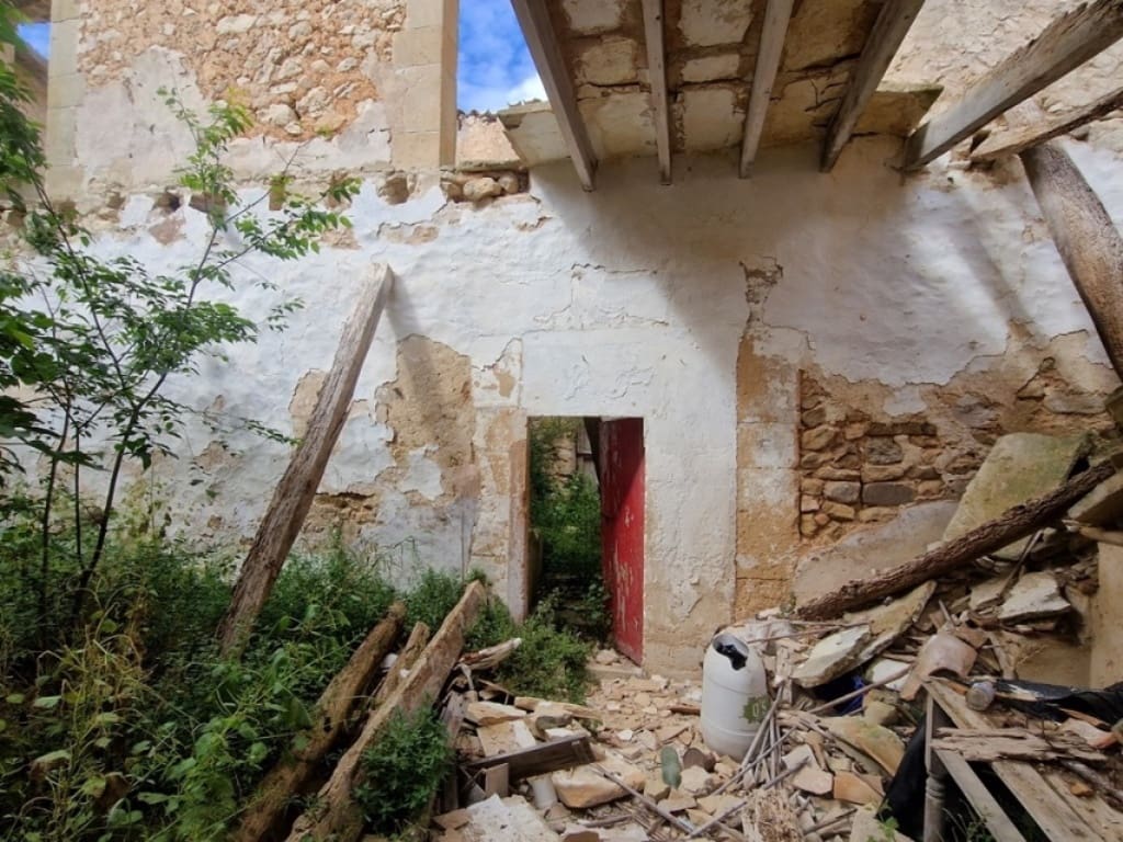 Villa til salgs i Montuiri - € 550 000 (Ref: 7632271)