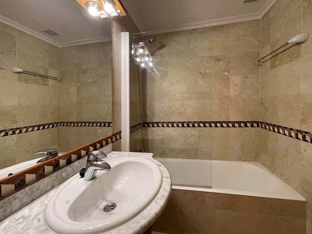 3 Zimmer Apartment zu vermieten in Es Molinar / El Molinar mit Garage - 1.800 € (Ref: 7856965)