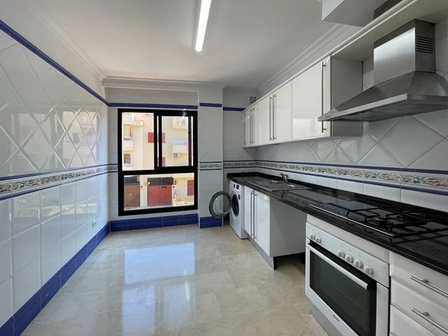 3 bedroom Apartment for rent in Es Molinar / El Molinar, Palma de Mallorca with garage - € 1,800 (Ref: 7856965)