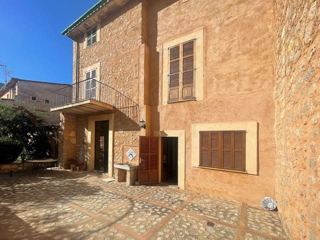 Villa til salgs i Sóller - € 980 000 (Ref: 8019086)