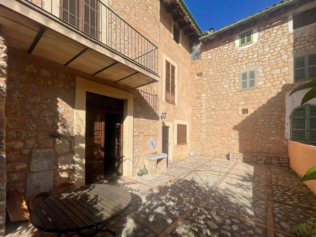 Villa til salgs i Sóller - € 980 000 (Ref: 8019086)