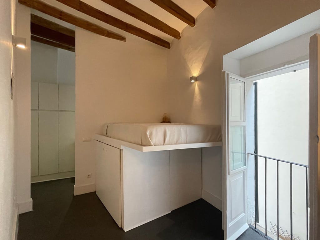 Lägenhet att hyra i Palma de Mallorca - 1 170 € (Ref: 8102854)