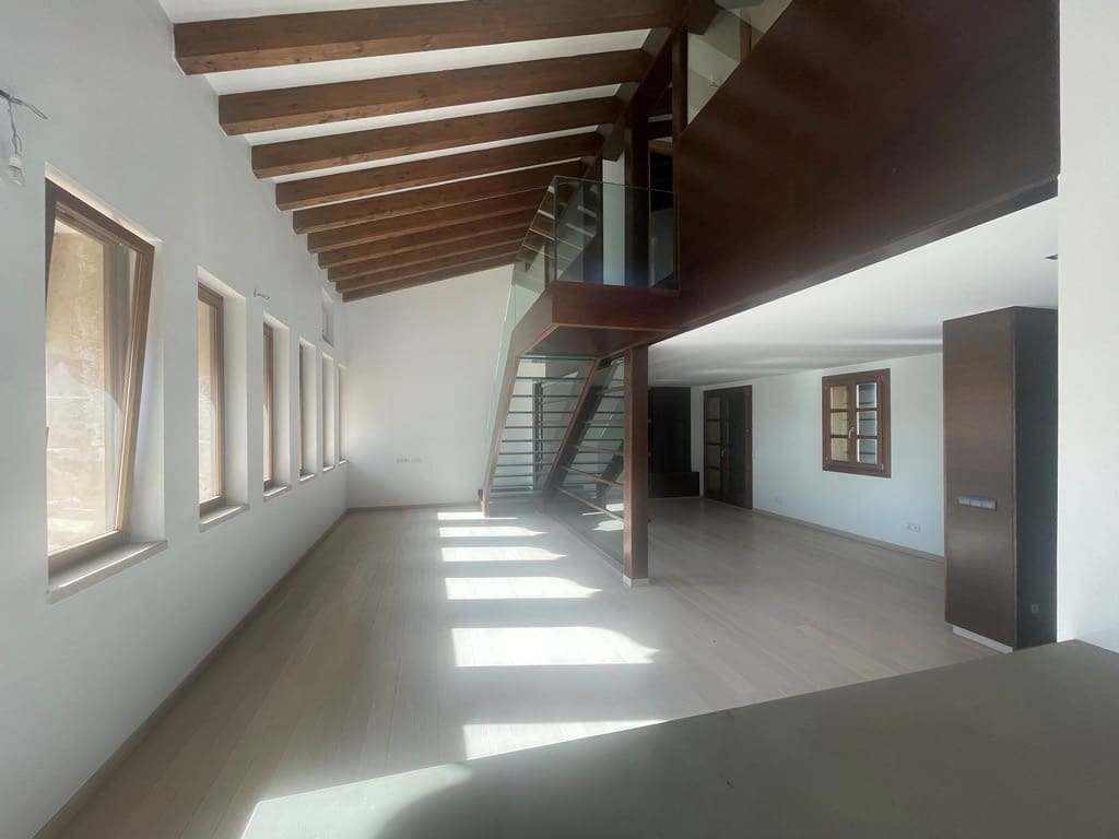 2 bedroom Apartment for sale in Palma de Mallorca - € 2,195,000 (Ref: 8232861)