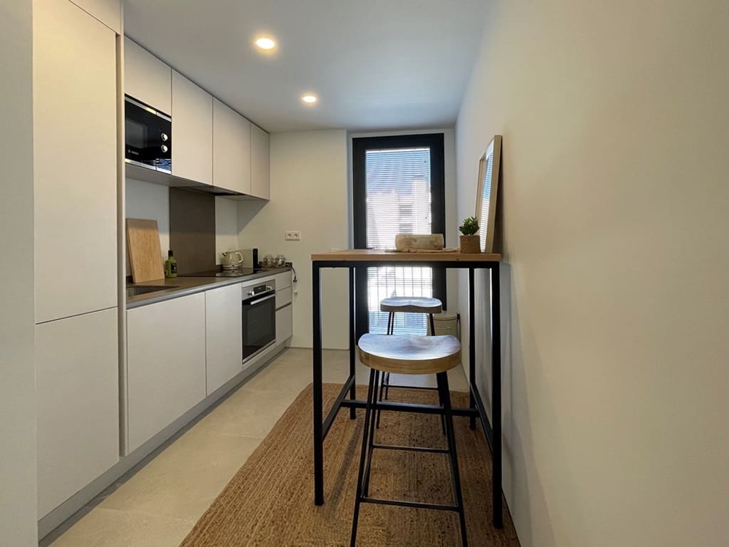 2 slaapkamer Appartement te koop in Palma de Mallorca met zwembad garage - € 660.000 (Ref: 8242215)