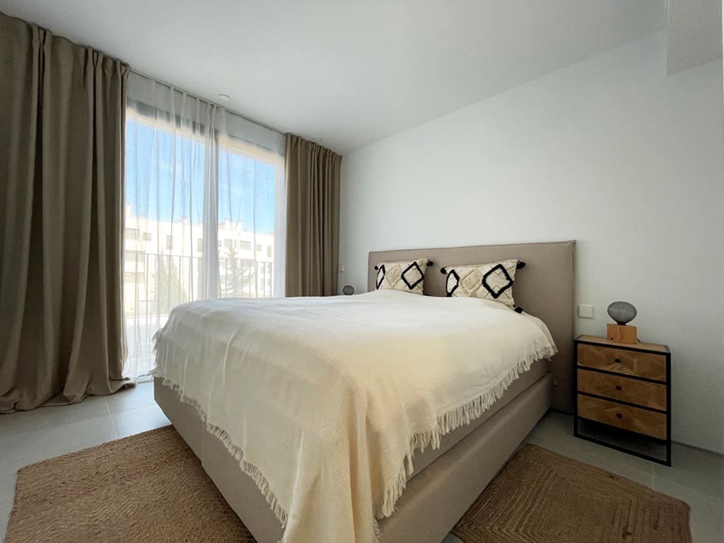 2 slaapkamer Appartement te koop in Palma de Mallorca met zwembad garage - € 660.000 (Ref: 8242215)