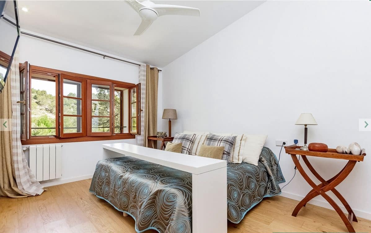 3 Zimmer Villa zu vermieten in Puigpunyent mit Garage - 3.950 € (Ref: 8267644)