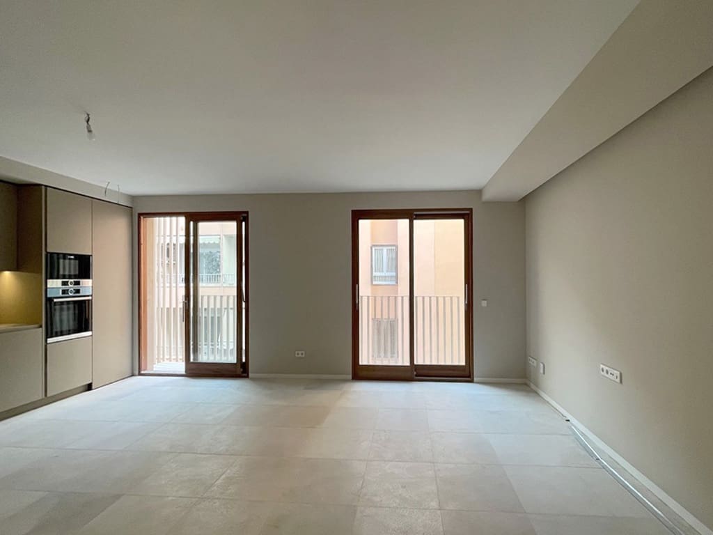 2 bedroom Apartment for sale in Palma de Mallorca with pool - € 695,000 (Ref: 8353025)