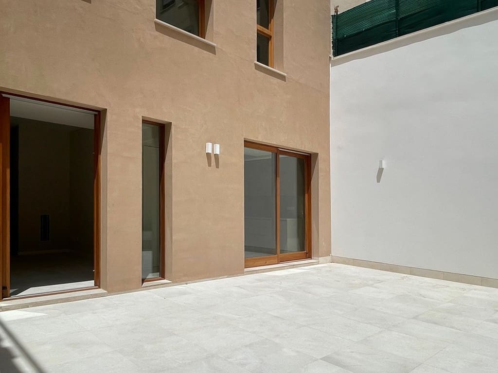2 soveværelse Lejlighed til salg i Palma de Mallorca med swimmingpool - € 660.000 (Ref: 8353026)
