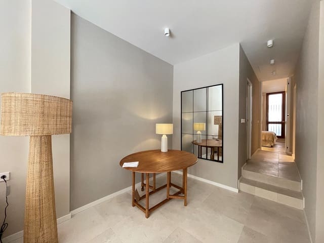 Apartamento de 2 habitaciones en Foners, Palma de Mallorca en venta con piscina - 660.000 € (Ref: 8353026)