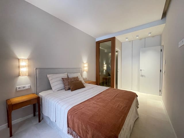 Apartamento de 2 habitaciones en Foners, Palma de Mallorca en venta con piscina - 660.000 € (Ref: 8353026)