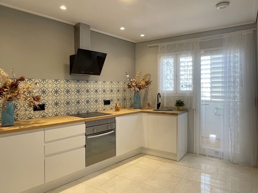 4 camera da letto Appartamento in vendita in Portixol con garage - 1.750.000 € (Rif: 8416783)