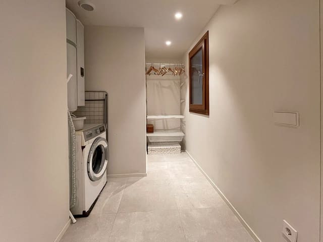 Appartement de 1 chambre à louer à Sant Nicolau, Palma de Mallorca - 1 300 € (Ref: 8462342)