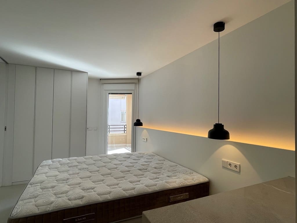 2 soverom Leilighet til leie i San Agustin / Sant Agusti med garasje - € 1 900 (Ref: 8466780)