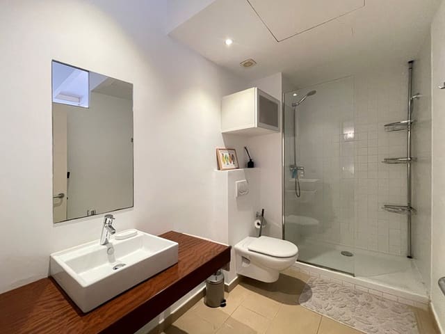 Appartement de 1 chambre à louer à El Sindicat, Palma de Mallorca - 1 250 € (Ref: 8493997)