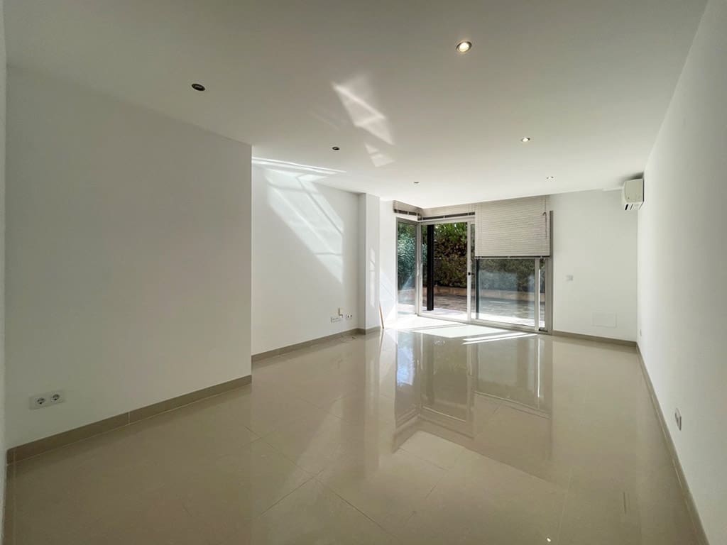 1 bedroom Apartment for rent in San Agustin / Sant Agusti with garage - € 1,150 (Ref: 8598665)