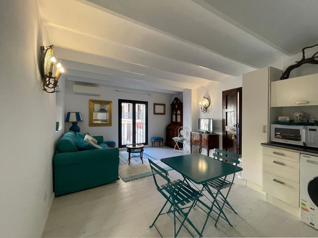 1 slaapkamer Appartement te huur in Cort, Palma de Mallorca - € 1.100 (Ref: 8668592)