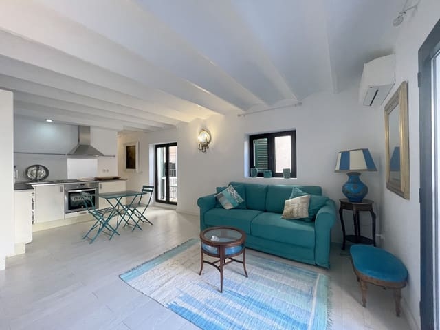1 slaapkamer Appartement te huur in Cort, Palma de Mallorca - € 1.100 (Ref: 8668592)