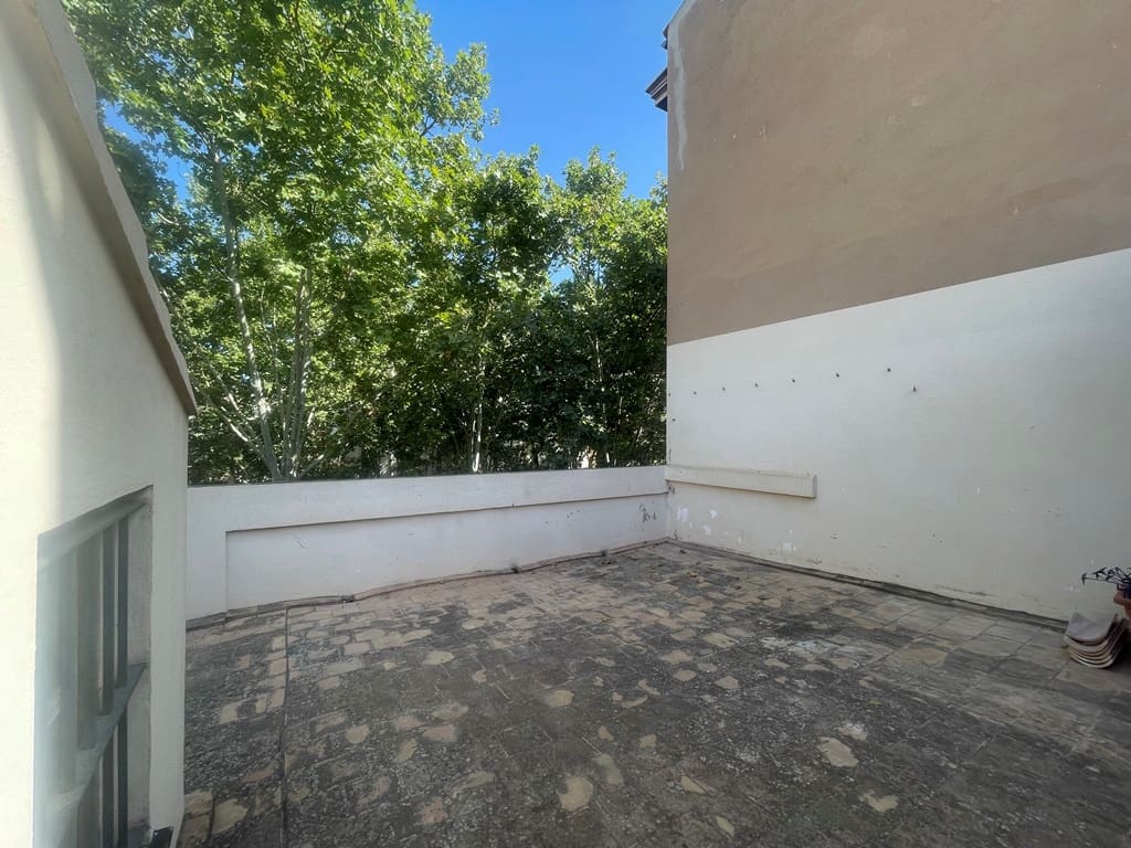 3 bedroom Apartment for sale in Palma de Mallorca - € 885,000 (Ref: 8807344)