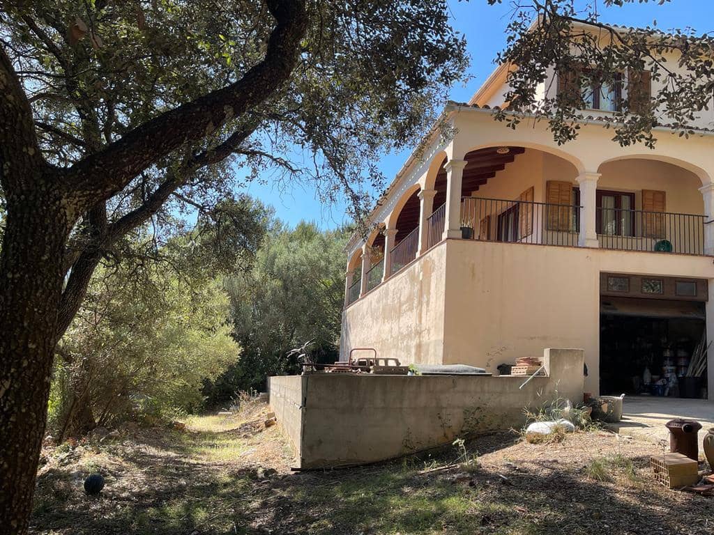 5 bedroom Villa for sale in Establiments with pool garage - € 1,600,000 (Ref: 9002616)