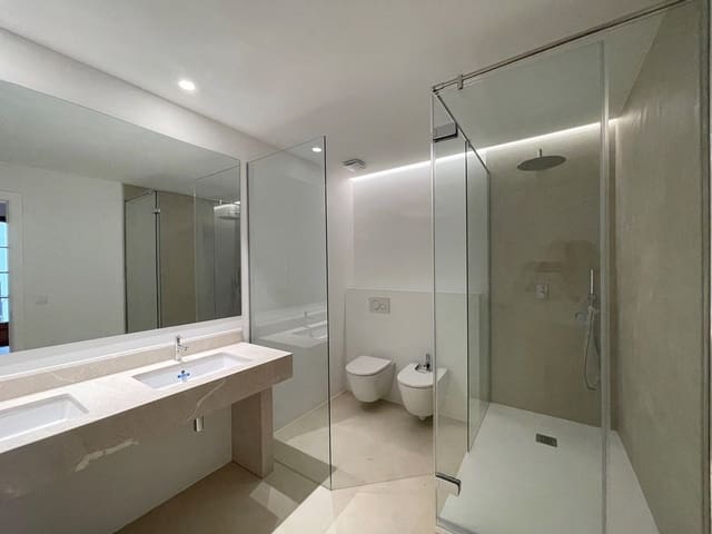 2 bedroom Apartment for rent in La Llotja - Born, Palma de Mallorca - € 2,300 (Ref: 9197122)