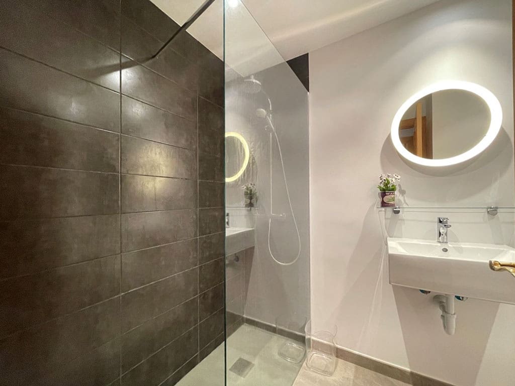 2 bedroom Apartment for sale in Palma de Mallorca - € 445,000 (Ref: 9221401)