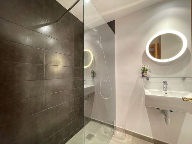 2 slaapkamer Appartement te koop in El Sindicat, Palma de Mallorca - € 445.000 (Ref: 9221401)