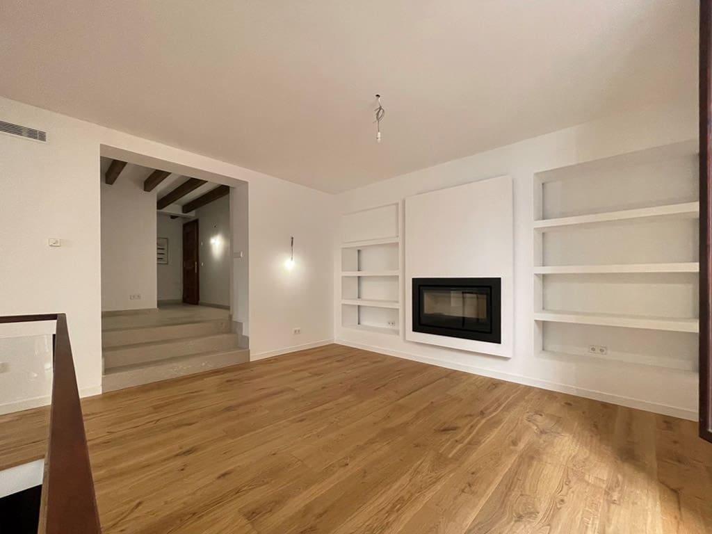 2 soveværelse Lejlighed til salg i Palma de Mallorca med garage - € 1.235.000 (Ref: 9231299)